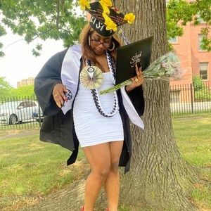 Meet your Posher, Daisha